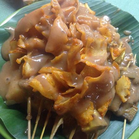 Sate Padang Goyang Lidah